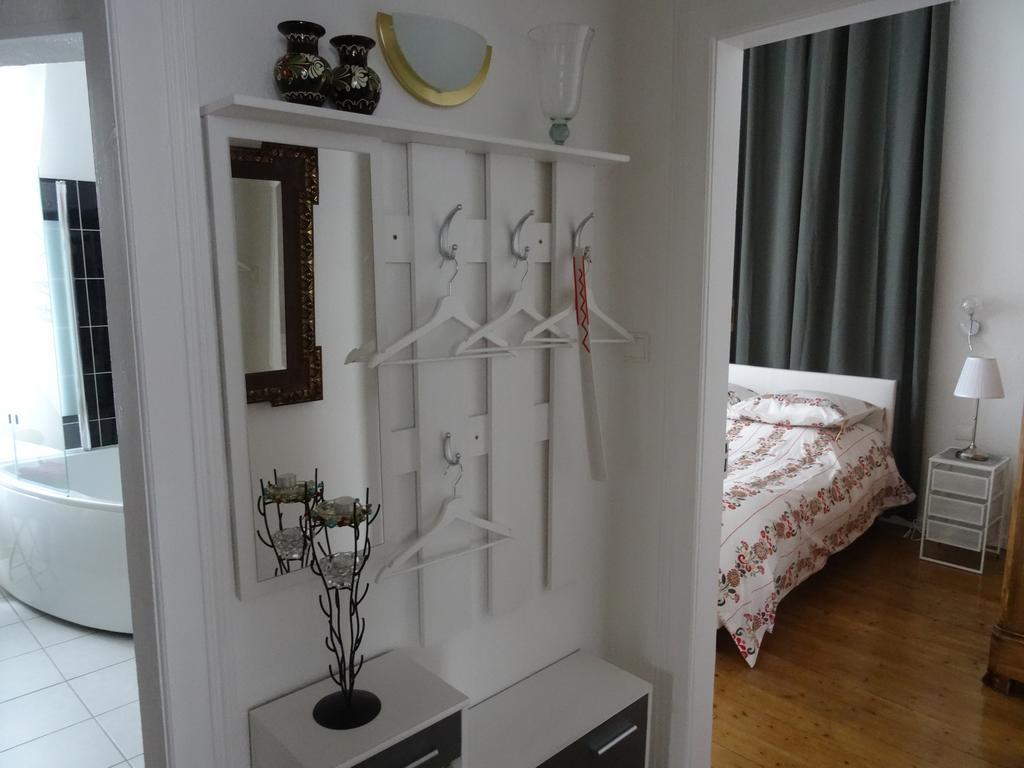 Residence Chez Tante Germaine Strasbourg Bagian luar foto