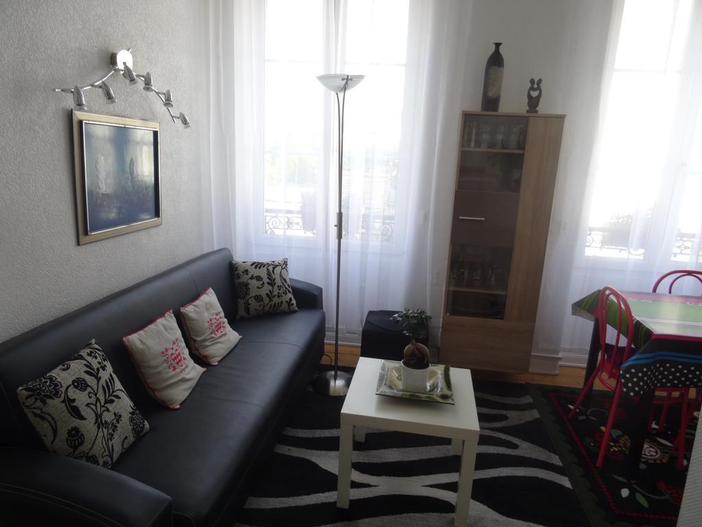 Residence Chez Tante Germaine Strasbourg Bagian luar foto